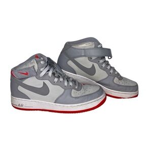 Nike Air Force 1 Mid ‘07 Platinum/Wolf Grey/Bright Crimson Size 9.5